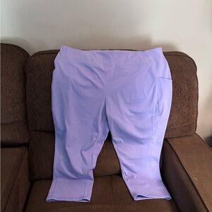tek gear Lavender Stretch Capri Leggings